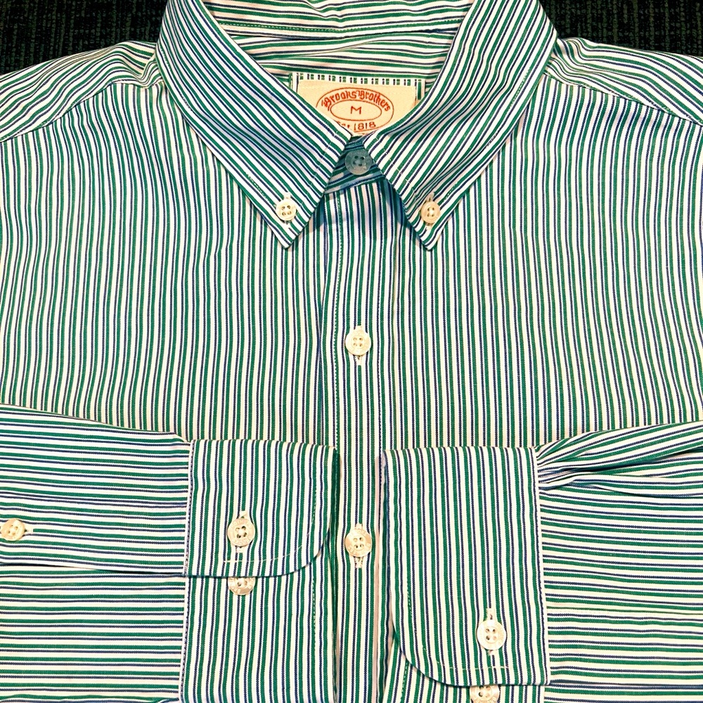 Brooks Brothers Men's Striped Shirt 100% Cotton Size M Button Down XSLIM